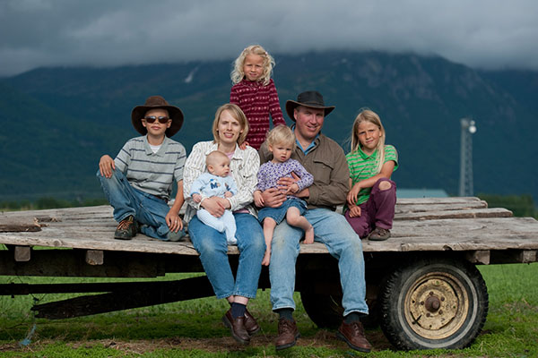 family portraits Anchorage Michael Dinneen Photographer